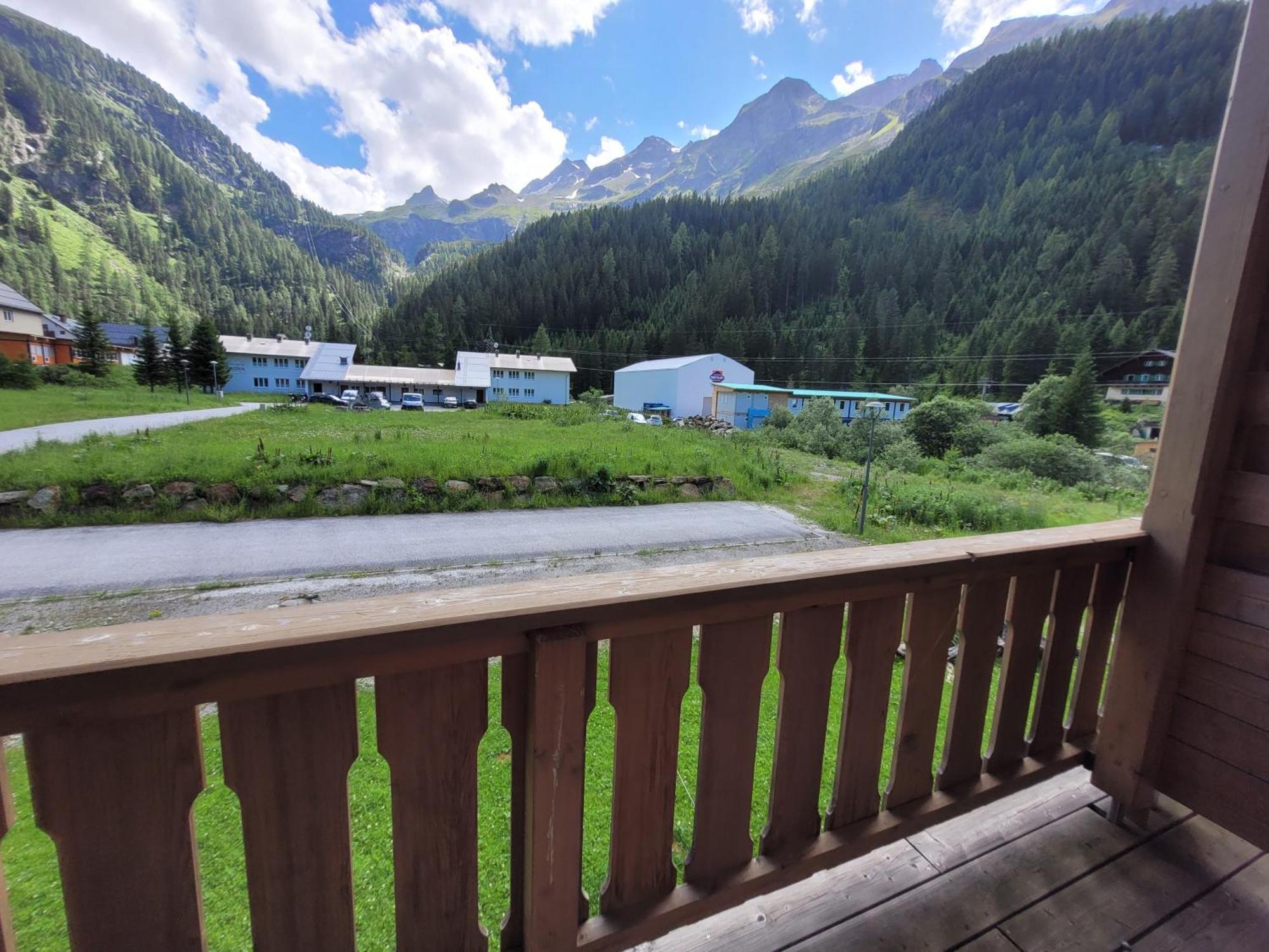 Tauerndorf Enzingerboden Ski in&out - Steinbock Lodges Zimmer foto